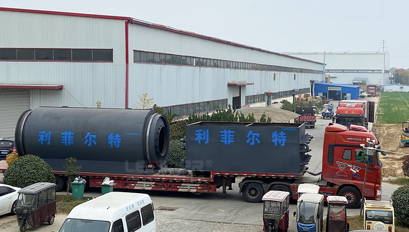 廢輪胎煉油設(shè)備裝車(chē)發(fā)出